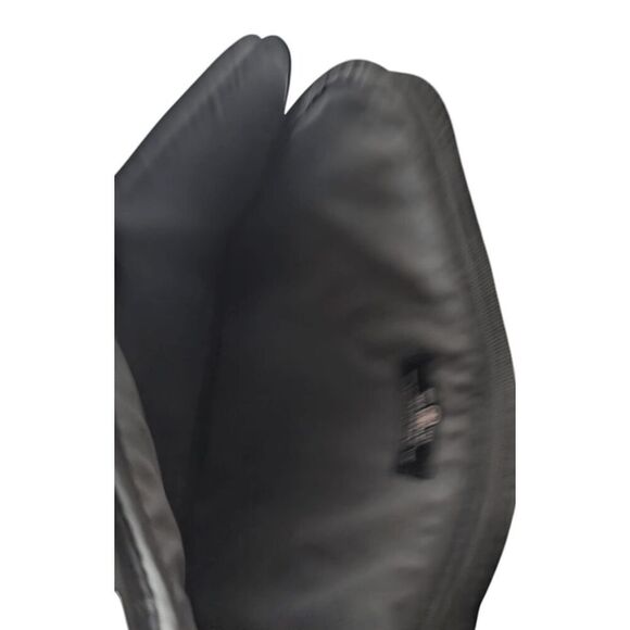 SWISSGEAR Legacy 14.1 Inch Ultra Computer Slimcase - Picture 5 of 6